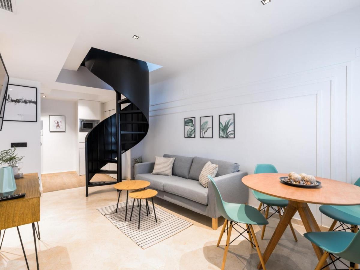 Pj Terraza Privada Banera Exterior Junto Catedral Apartman Sevilla Kültér fotó