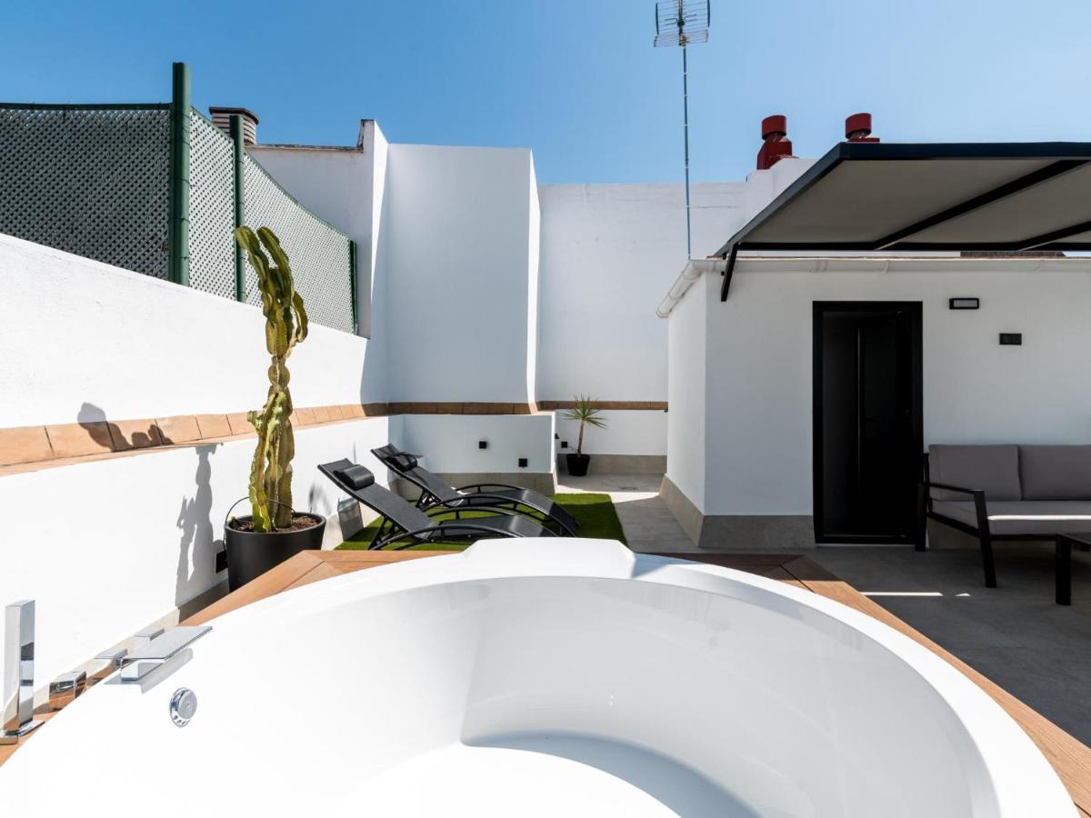 Pj Terraza Privada Banera Exterior Junto Catedral Apartman Sevilla Kültér fotó