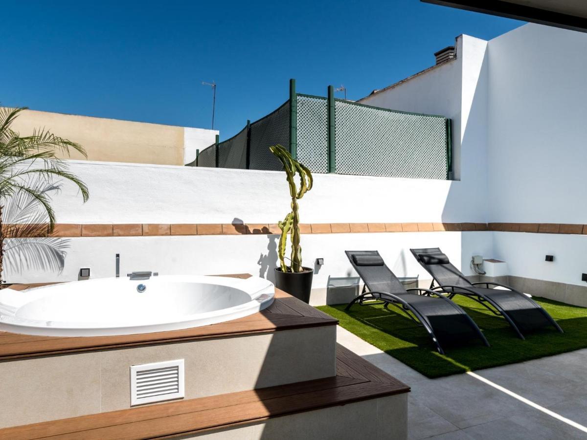 Pj Terraza Privada Banera Exterior Junto Catedral Apartman Sevilla Kültér fotó
