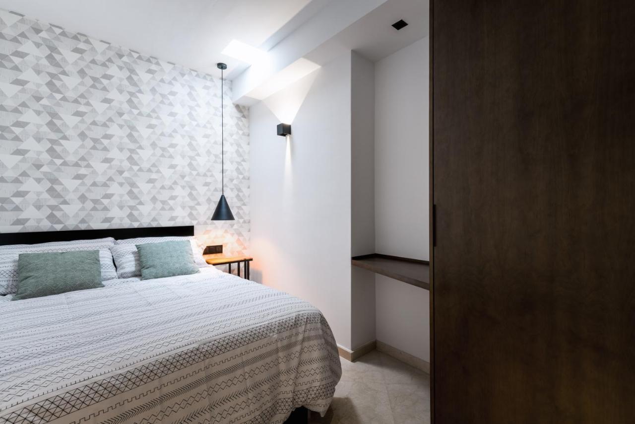 Pj Terraza Privada Banera Exterior Junto Catedral Apartman Sevilla Kültér fotó